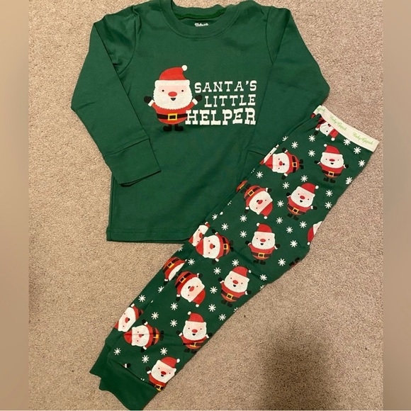 9 new set of Toddler Pajamas range 2T to 4T (1 size down) - Picture 2 of 4